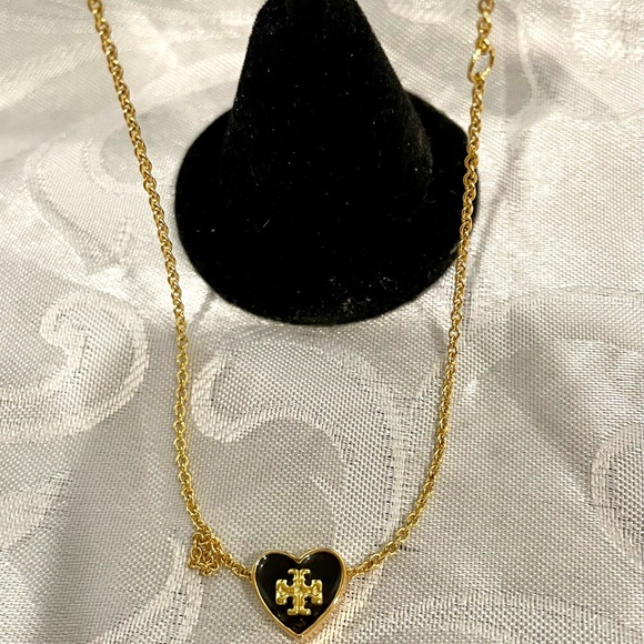 Tory Burch Gold and Black Heart Pendant Necklace New - Picture 3 of 6